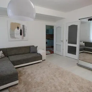  Apartman Nikolett Magyarország